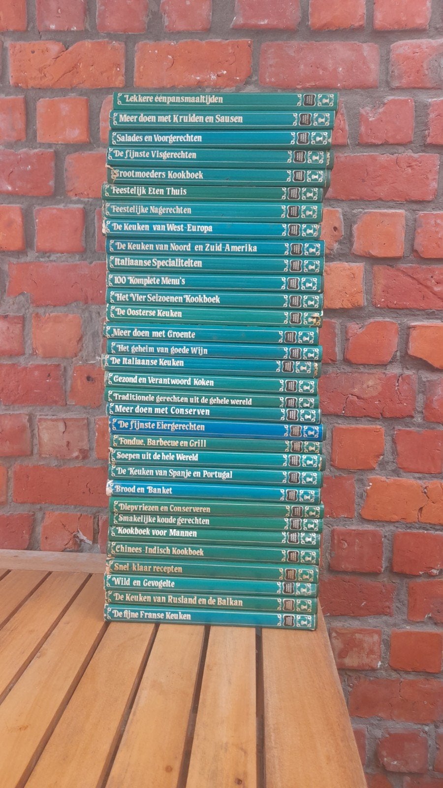32 kookboeken Lekturama 1 € per stuk of 20 € voor alles, Ophalen