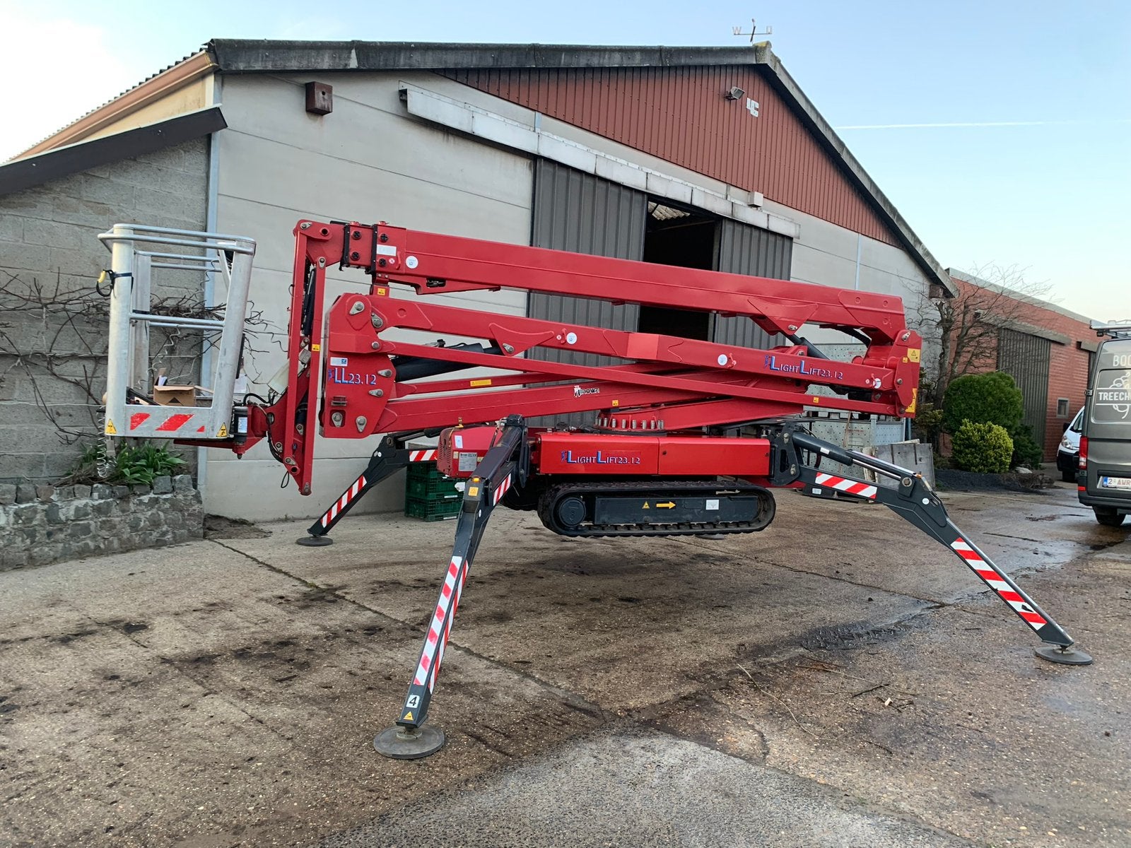 Hinowa 23.12 spinhoogtewerker, Enlèvement