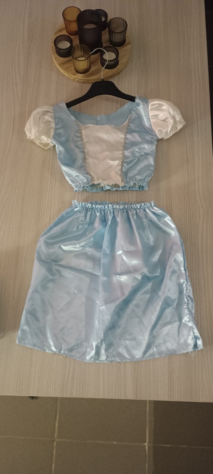 Déguisement de carnaval, Enlèvement ou Envoi, Fille