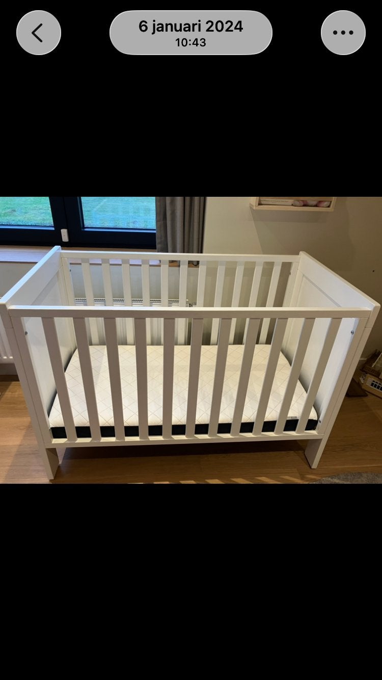 Kinderbed met matras, Ophalen, Gebruikt, Matras