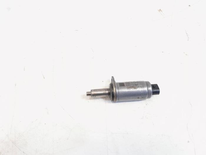 Nokkenas Verstelling van een Volkswagen Golf, Gebruikt, -, Volkswagen, -