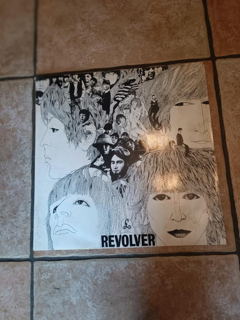 The Beatles  Revolver, Verzenden