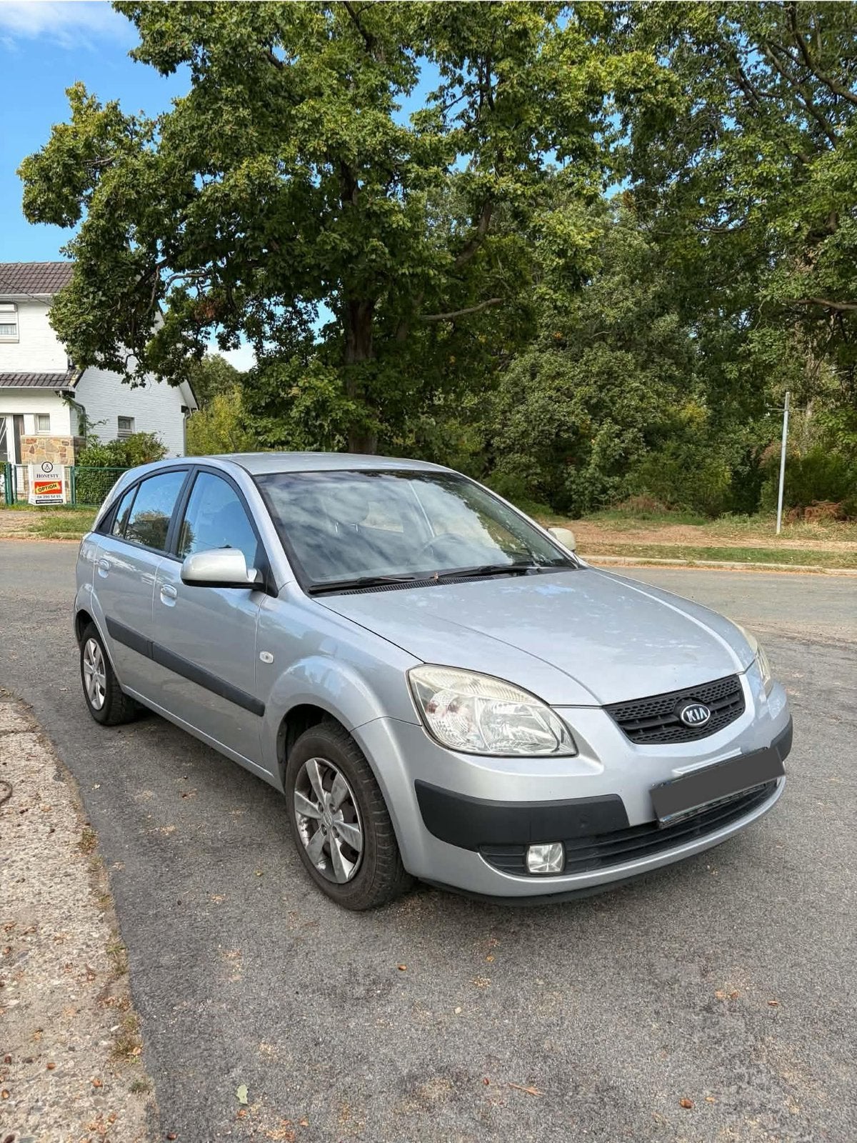 Kia Rio 1.4 Essence prêt à immatriculer, Argent ou Gris, Achat, Entreprise, Boîte manuelle