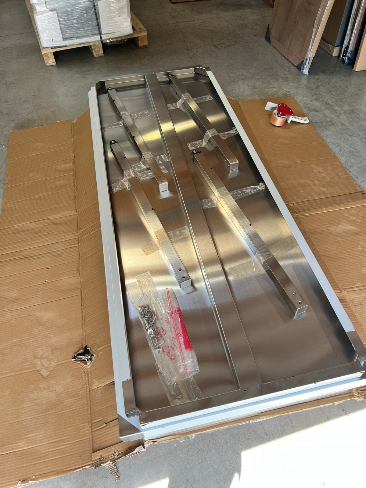 Table Inox 180 x 70 cm avec tablette, Articles professionnels, Horeca | Mobilier & Aménagement, Enlèvement