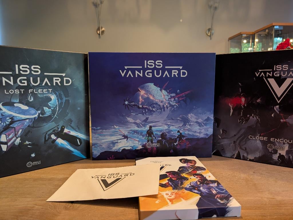 ISS Vanguard, Vijf spelers of meer, Ophalen, Nieuw, Awaken realm