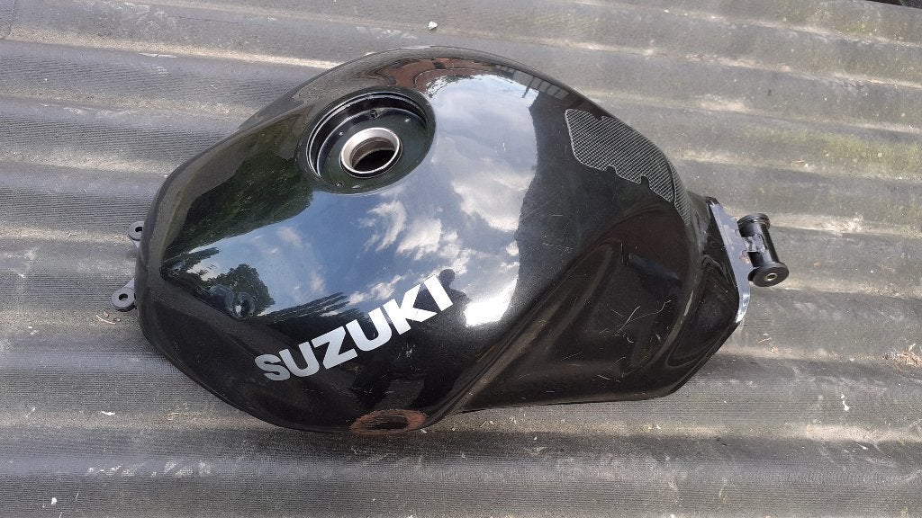 Réservoir noir Suzuki SV 650 carbus (1999 - 2002), Ophalen, Gebruikt