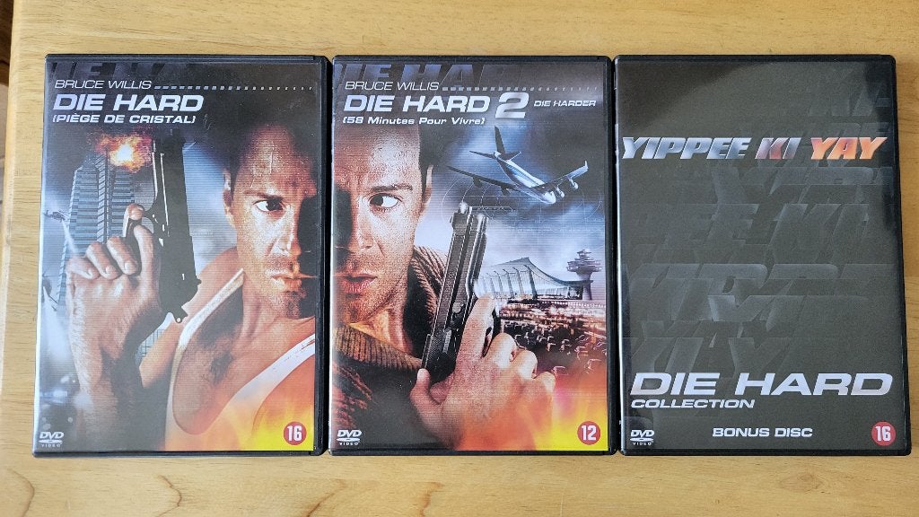 Lot DVD Piège de Cristal 1 & 2 + DVD bonus, Enlèvement, Anglais, Matériel bonus, Néerlandais