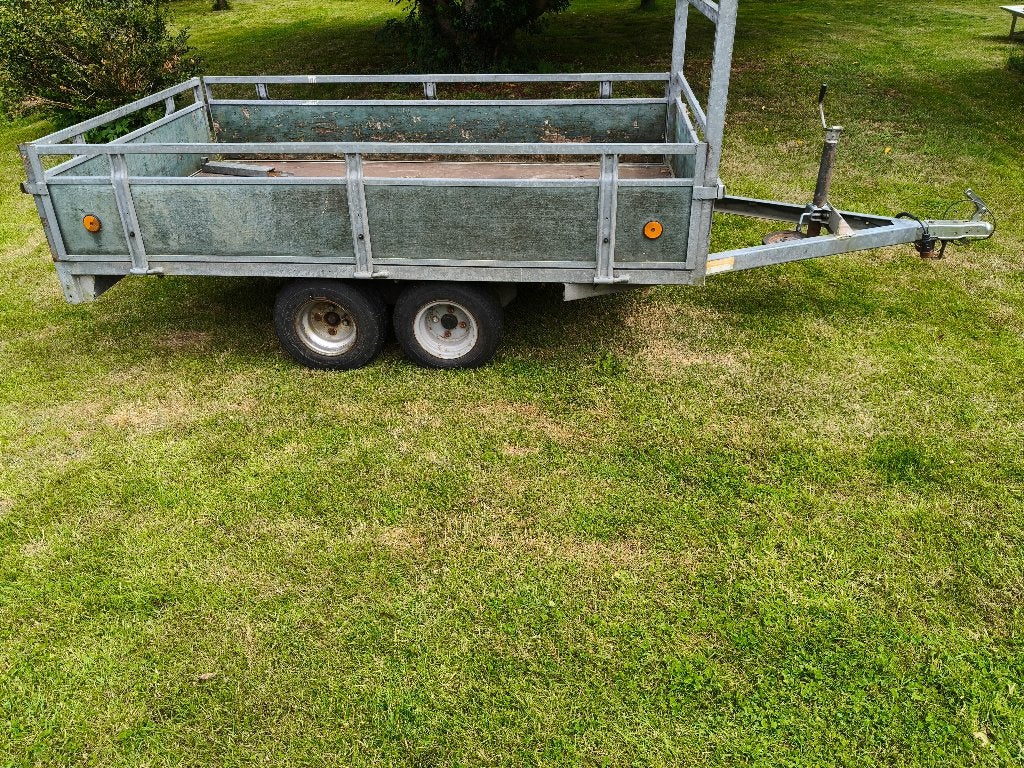 remorque à double essieu, Enlèvement, Utilisé