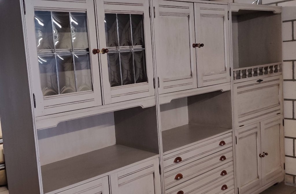 Eetkamertafel en wandkast, Ophalen, Gebruikt, Eikenhout, Met deur(en)