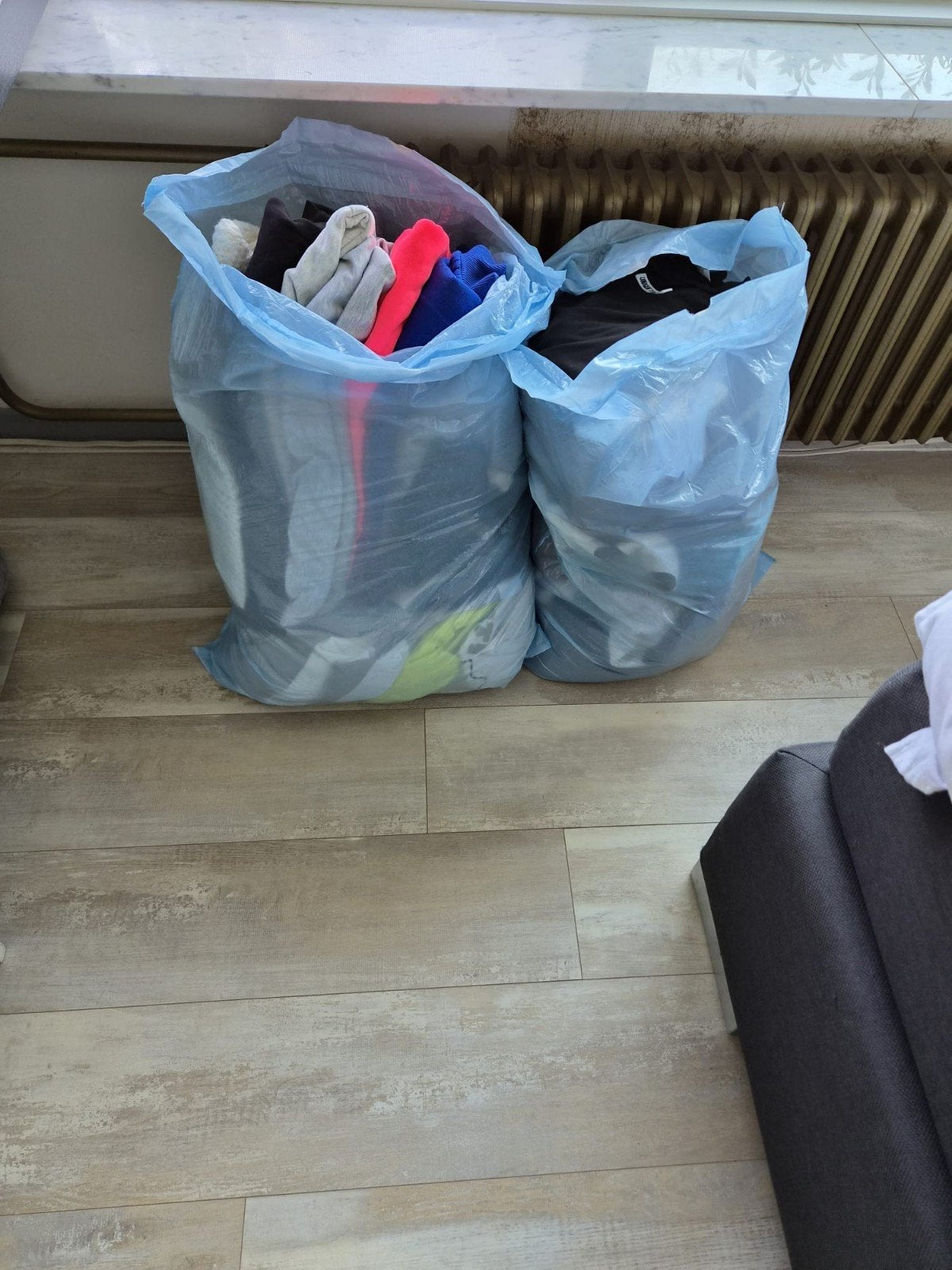 2 grote zakken kledij, Kleding | Dames, Ophalen, Nieuw