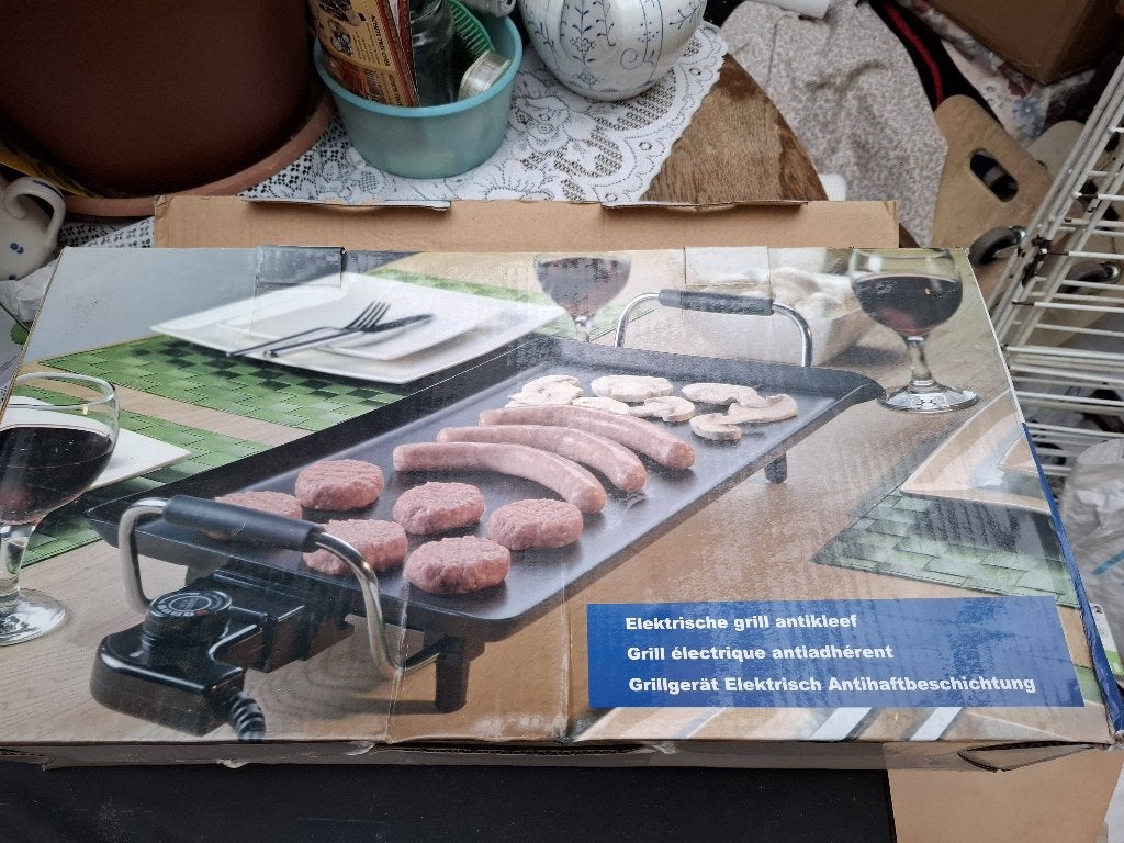 Elektrische grill met antiaanbaklaag, Ophalen of Verzenden, Nieuw