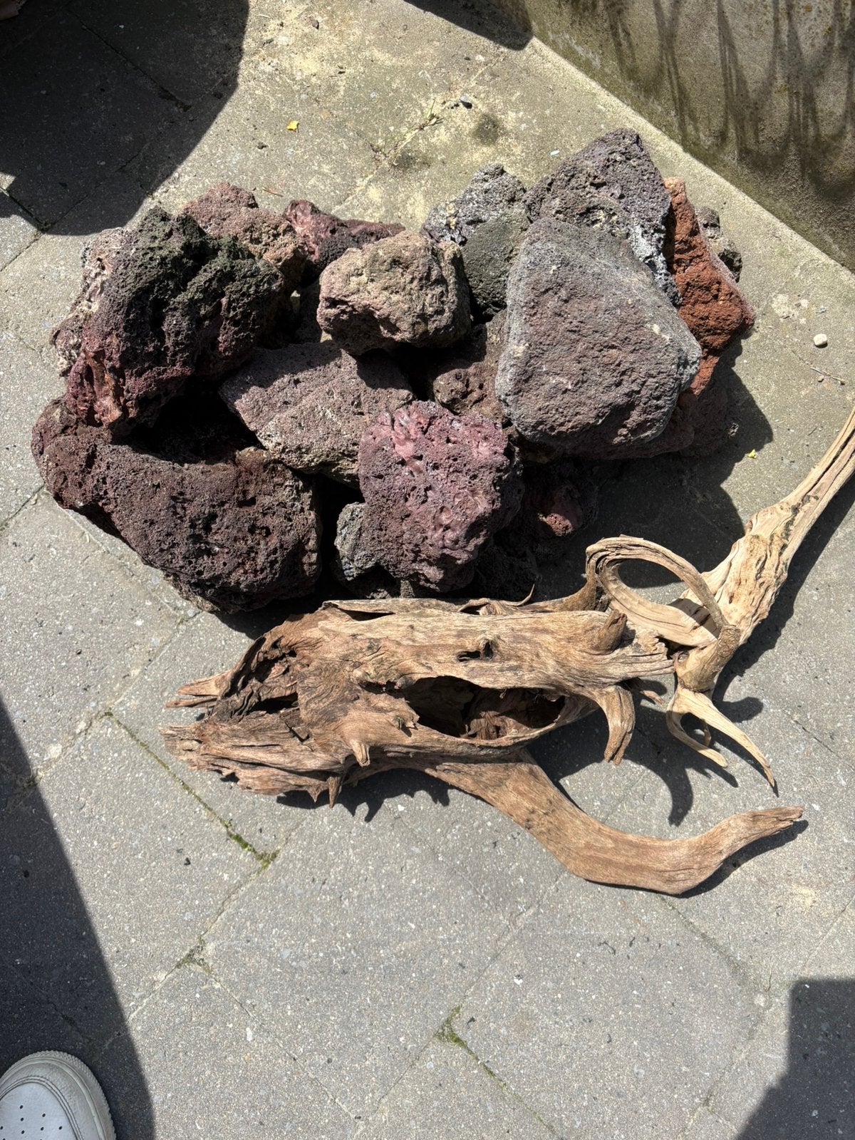 Vijverstenen en kienhout voor aquarium, Ophalen