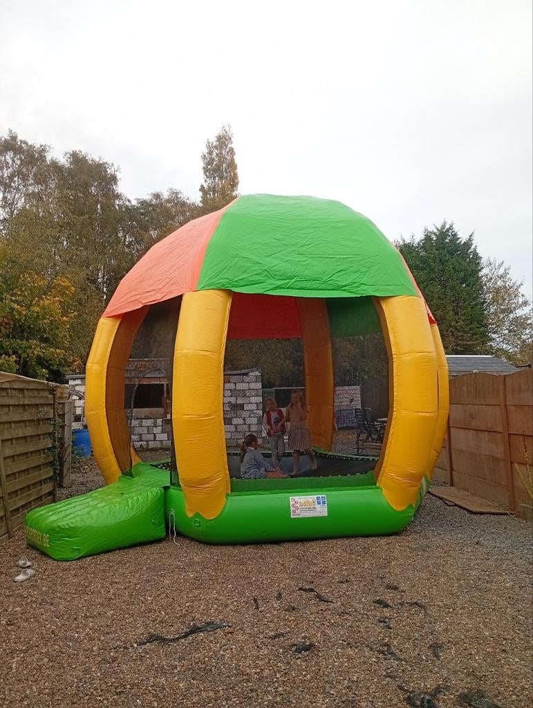 Grand trampoline d'intérieur, Enlèvement
