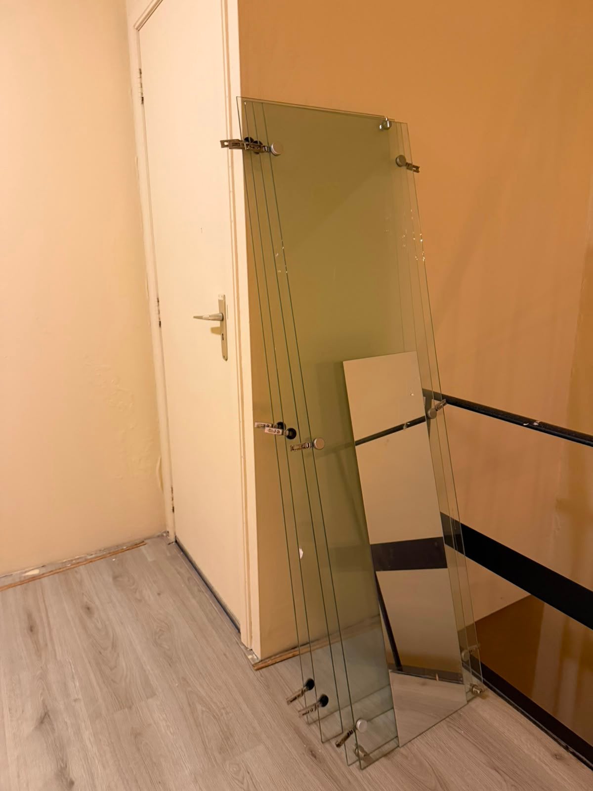 Glazen deuren gratis op te halen, Genk