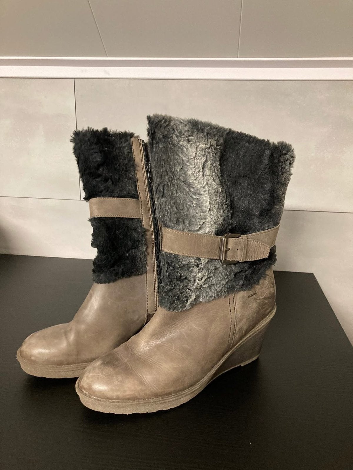 Nieuwe staat winterse laarzen (40), Kleding | Dames, Ophalen of Verzenden, Zo goed als nieuw, Lage of Enkellaarzen