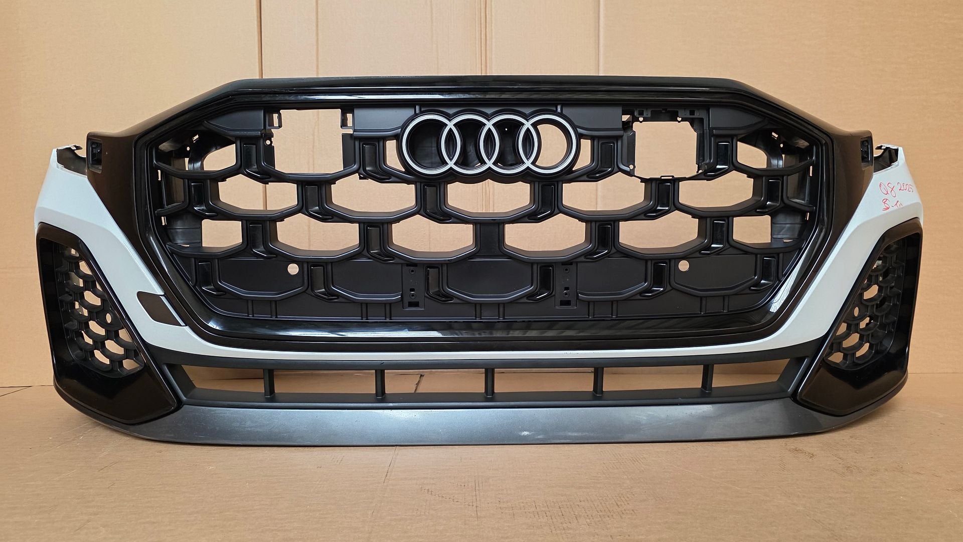 Voorbumper Audi Q8 4M8 FACELIFT SQ8 S-LINE PDC SLINE BUMPER, -, Origine de la pièce connue, Audi, Utilisé