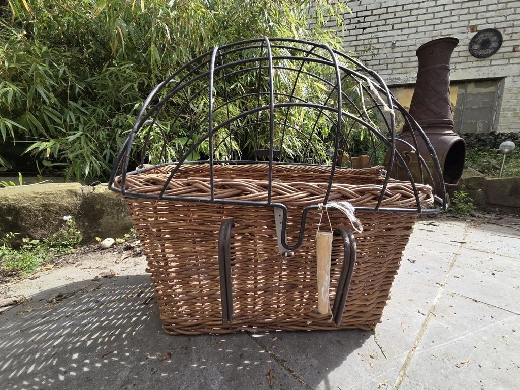Fietsmand voor aan stuur, Ophalen, Fietsmand