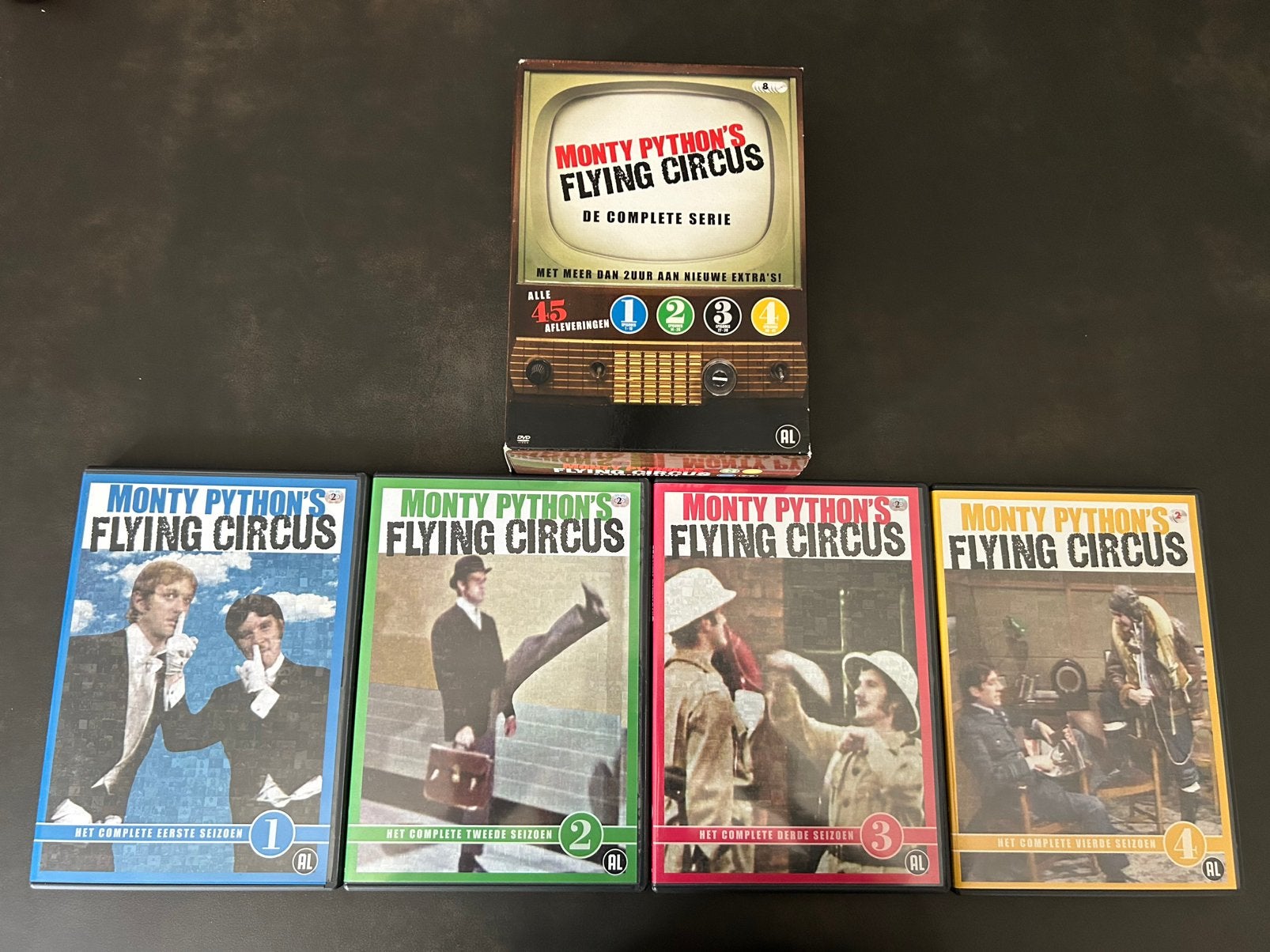 Monty Python’s Flying Circus DVD box, Cd's en Dvd's, Bonusmateriaal, Seizoen 1, Ophalen of Verzenden, Zo goed als nieuw
