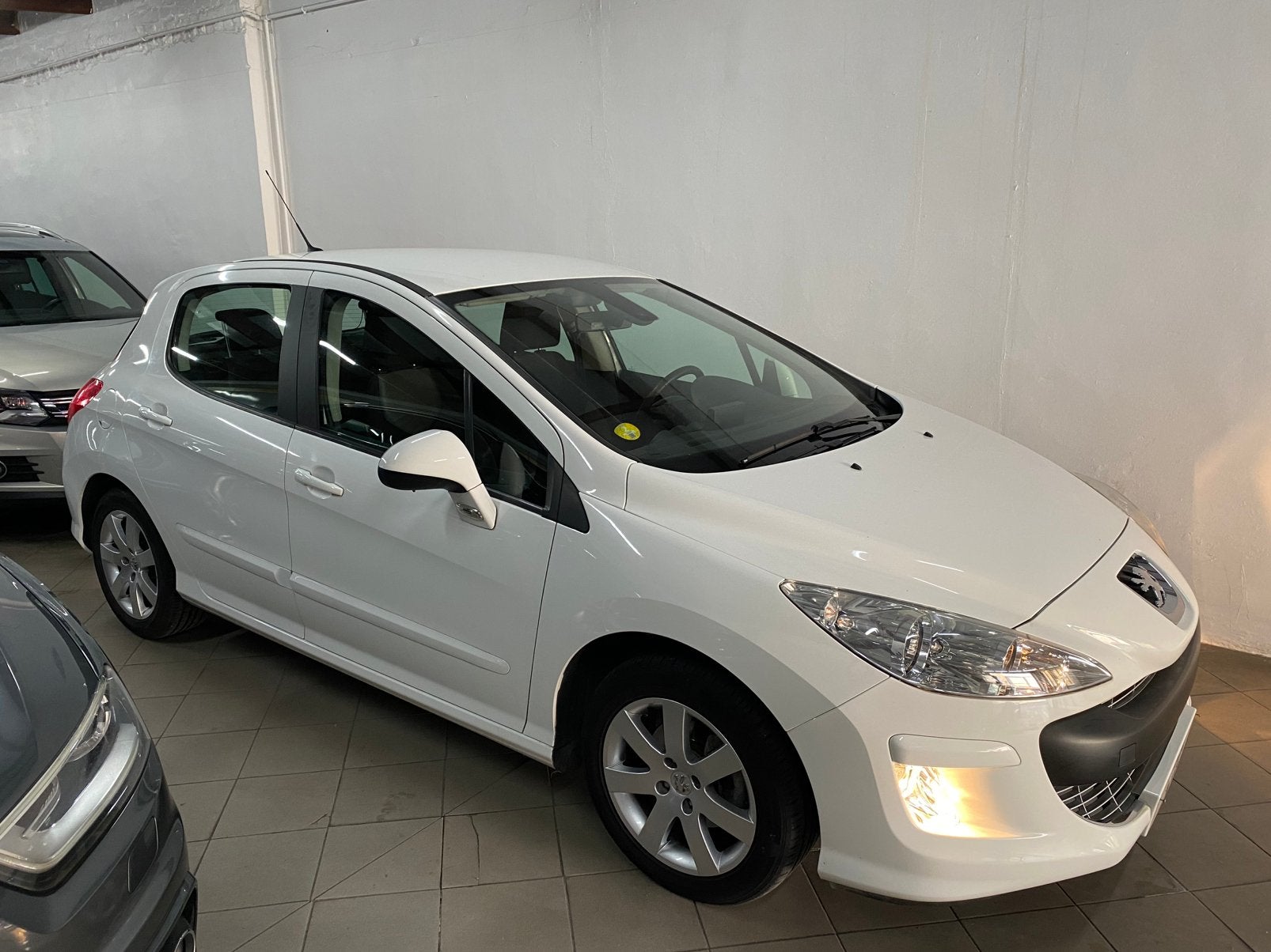 Peugeot 308 1.6 Hdi Berline active GPS AIR CO, Autos, Euro 5, Achat, Entreprise, 2 places