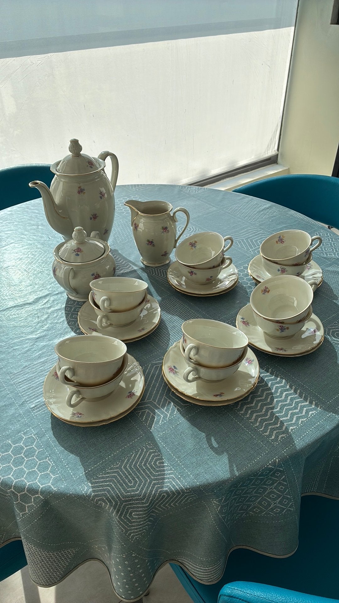Bavaria servies meer dan 70 jaar oud, Ophalen