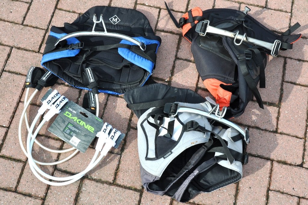 3x trapeze (2x maat M, 1x L), 2 sets trapezelijnen, Sports nautiques & Bateaux, Mistral, Enlèvement, Utilisé, Autres types