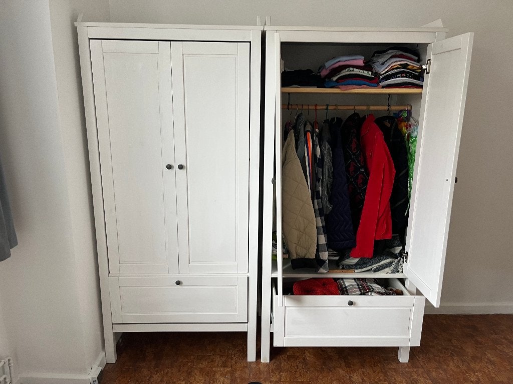 Twee identieke witte kleerkasten, Huis en Inrichting, Ophalen