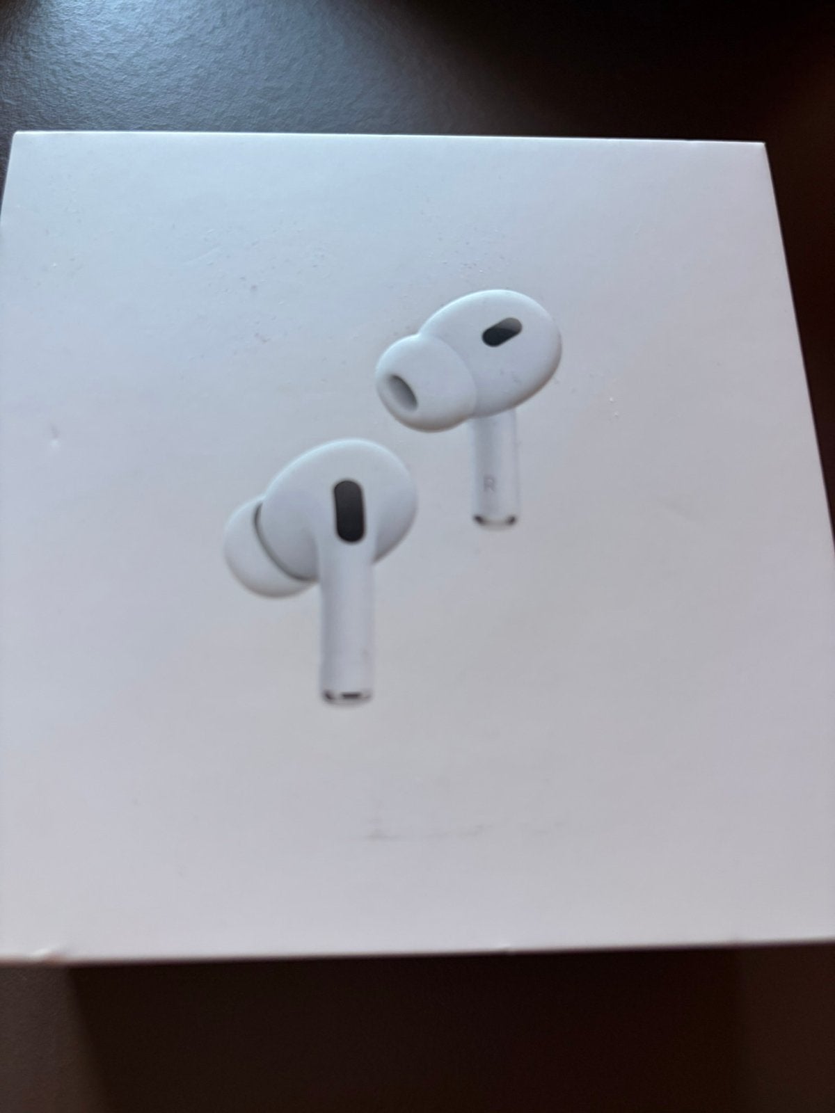 Apple AirPods Pro 2e generatie + hoesje voor BMW, Bluetooth, In gehoorgang (in-ear), Ophalen of Verzenden, Zo goed als nieuw