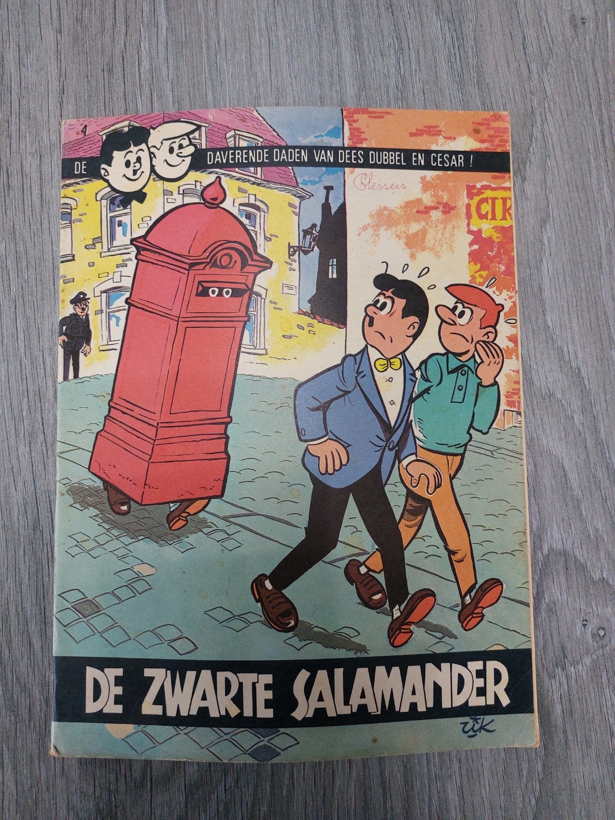 Dees dubbel en Cesar nr 4, Ophalen of Verzenden