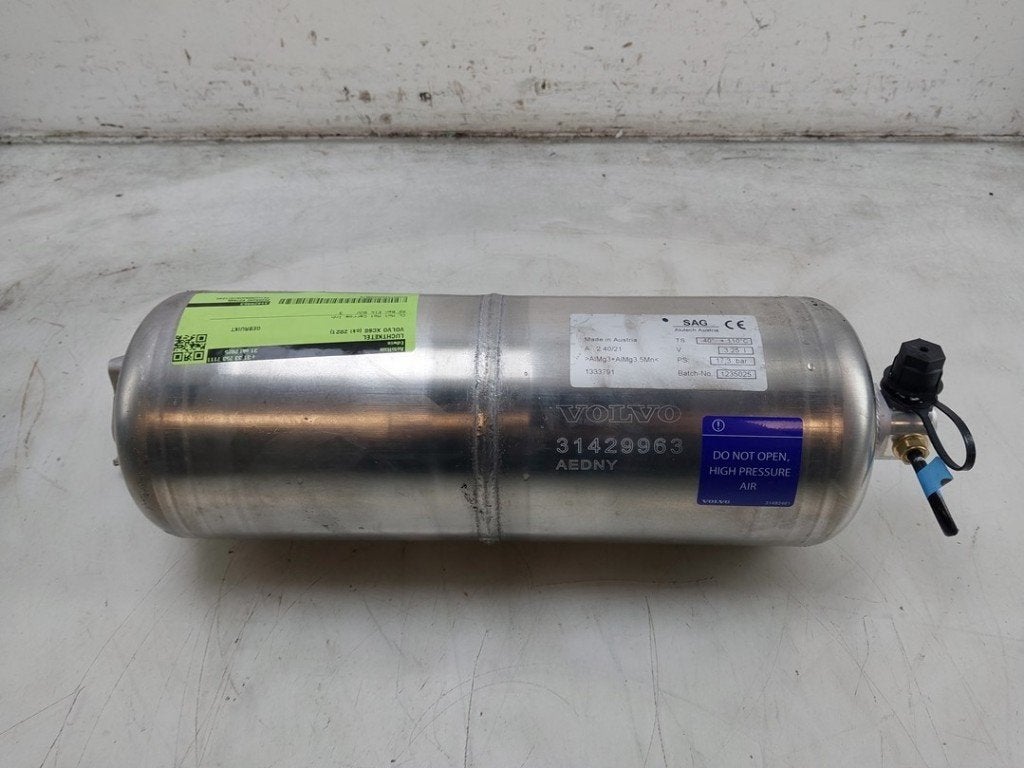 RÉSERVOIR D'AIR ABS Volvo XC60 II (UZ) (|31429963|), Utilisé, Volvo