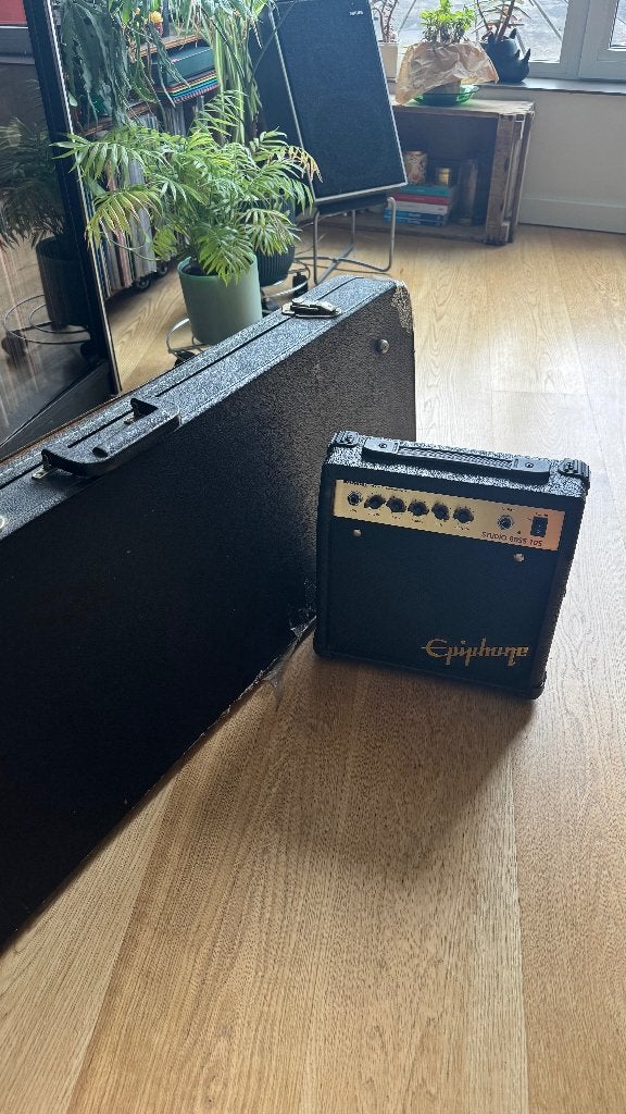 Epiphone EB-0 bas + versterker + flightcase — 80€, Ophalen, Gebruikt, Elektrisch, 5-snarig