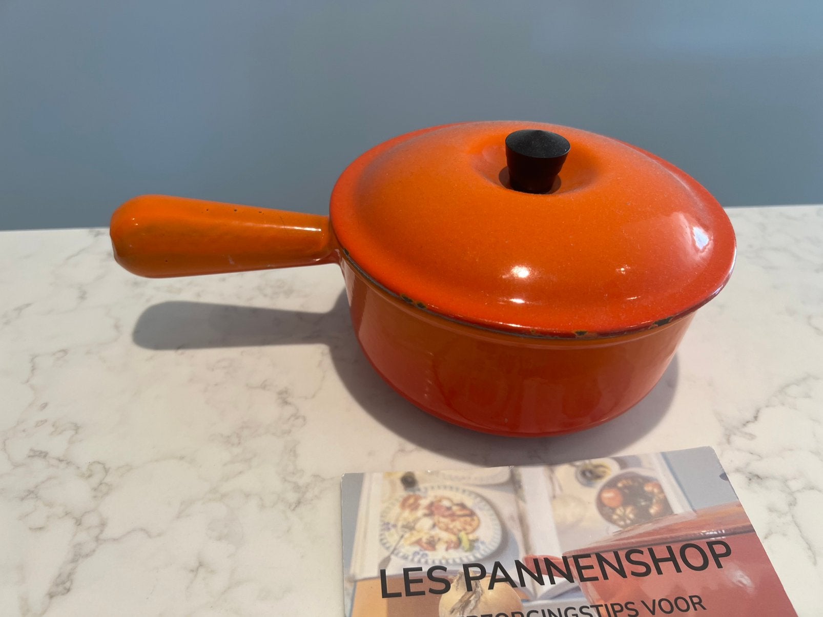 Vintage Le Creuset steelpan 16 cm Vulcanic Orange, Gebruikt, Geschikt voor inductie, Le Creuset, Ophalen of Verzenden