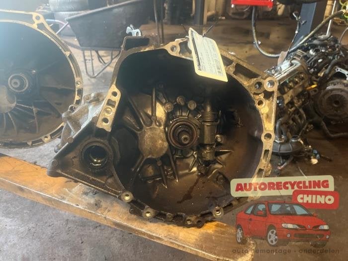 Boîte de vitesse d'un Peugeot 107, Autos : Pièces & Accessoires, Transmission & Accessoires, Peugeot, Utilisé, 3 mois de garantie