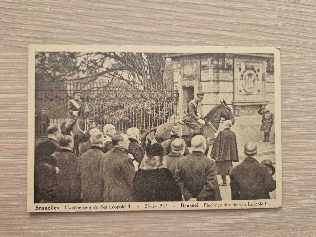 6 oude postkaarten Koning Leopold III – Brussel 1934, Verzamelen, Ophalen, Zo goed als nieuw, Kaart, Foto of Prent