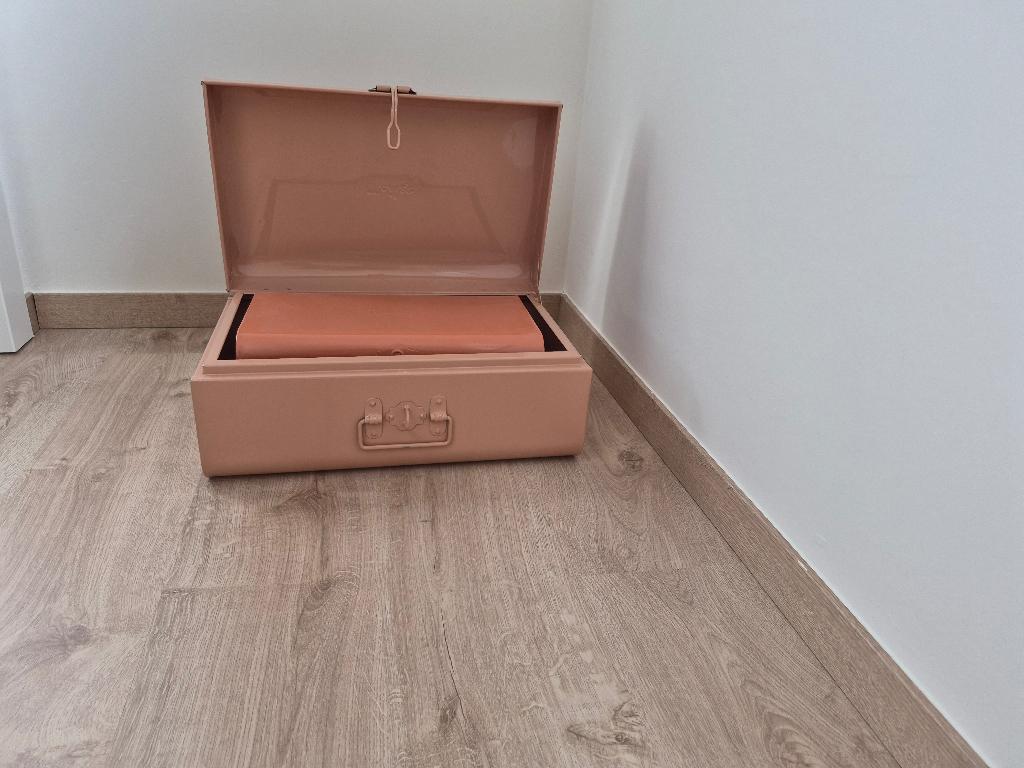 Roze decoratiekisten, Huis en Inrichting, Ophalen, Zo goed als nieuw, Roze, Metaal