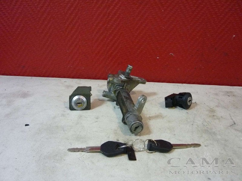 SLOTENSET Suzuki AN 400 Burgman 2001-2002 (AN400), Dhr. S. di Majo, Gebruikt, Info@cama-motorparts.nl, P.J. Troelstraweg 8 8
3144 CX  MAASSLUIS, NL