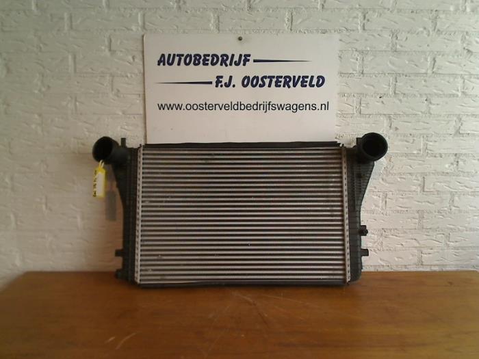 Intercooler van een Volkswagen Passat, Gebruikt, -, Volkswagen, -