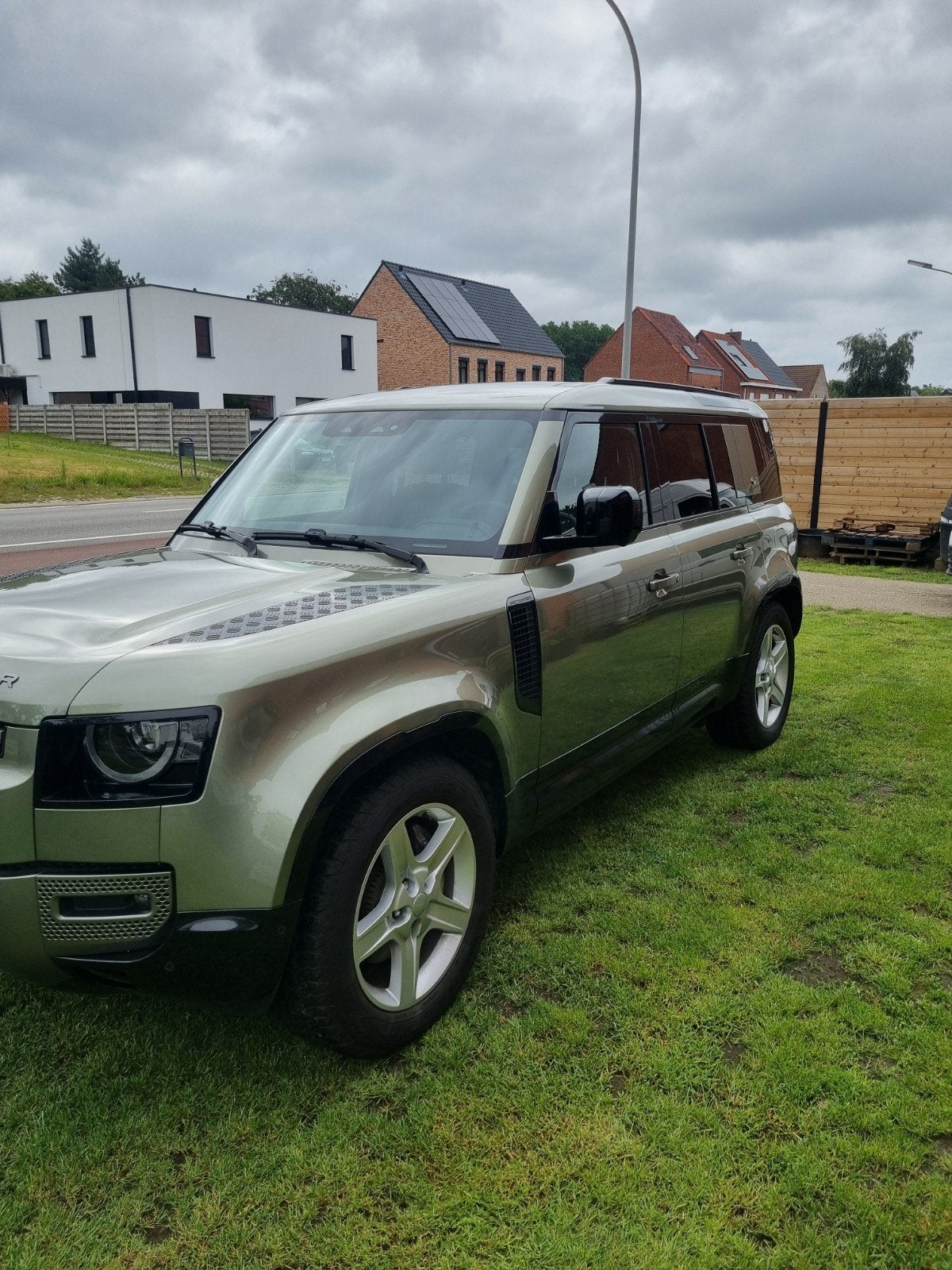 Lr defender 110 p400 phev x-dynamic se, Auto's, Land Rover, Automaat, Hybride Elektrisch/Benzine, Te koop, 2000 cc