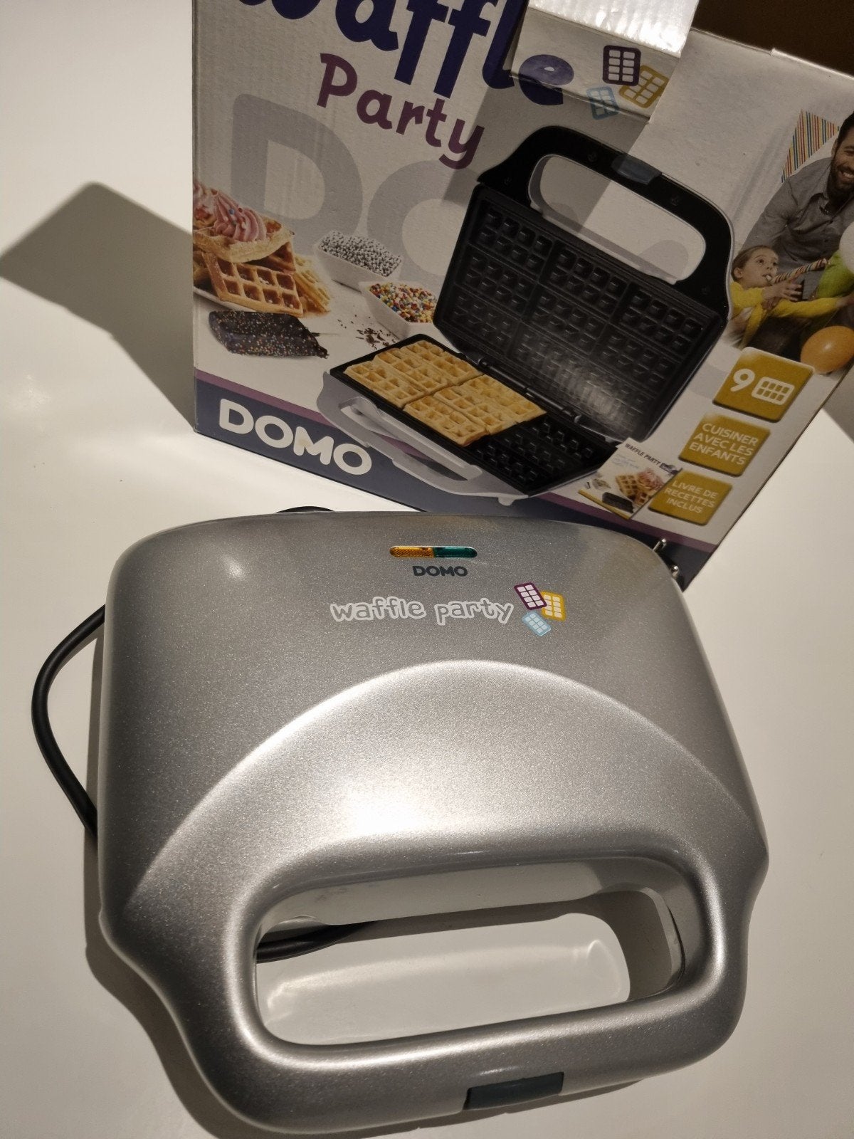 Waffle Party Domo, Ophalen, Zo goed als nieuw