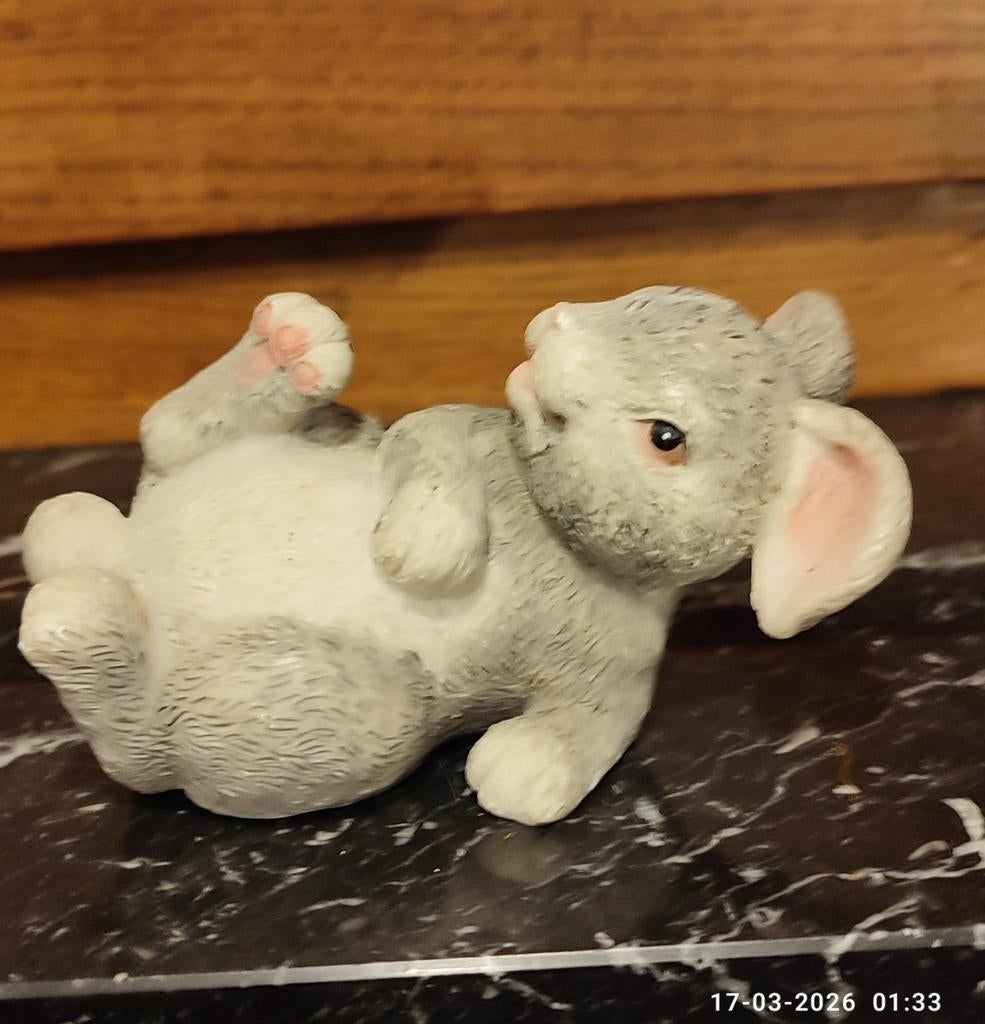 2 lapins  paques, Enlèvement ou Envoi, Comme neuf, Animal