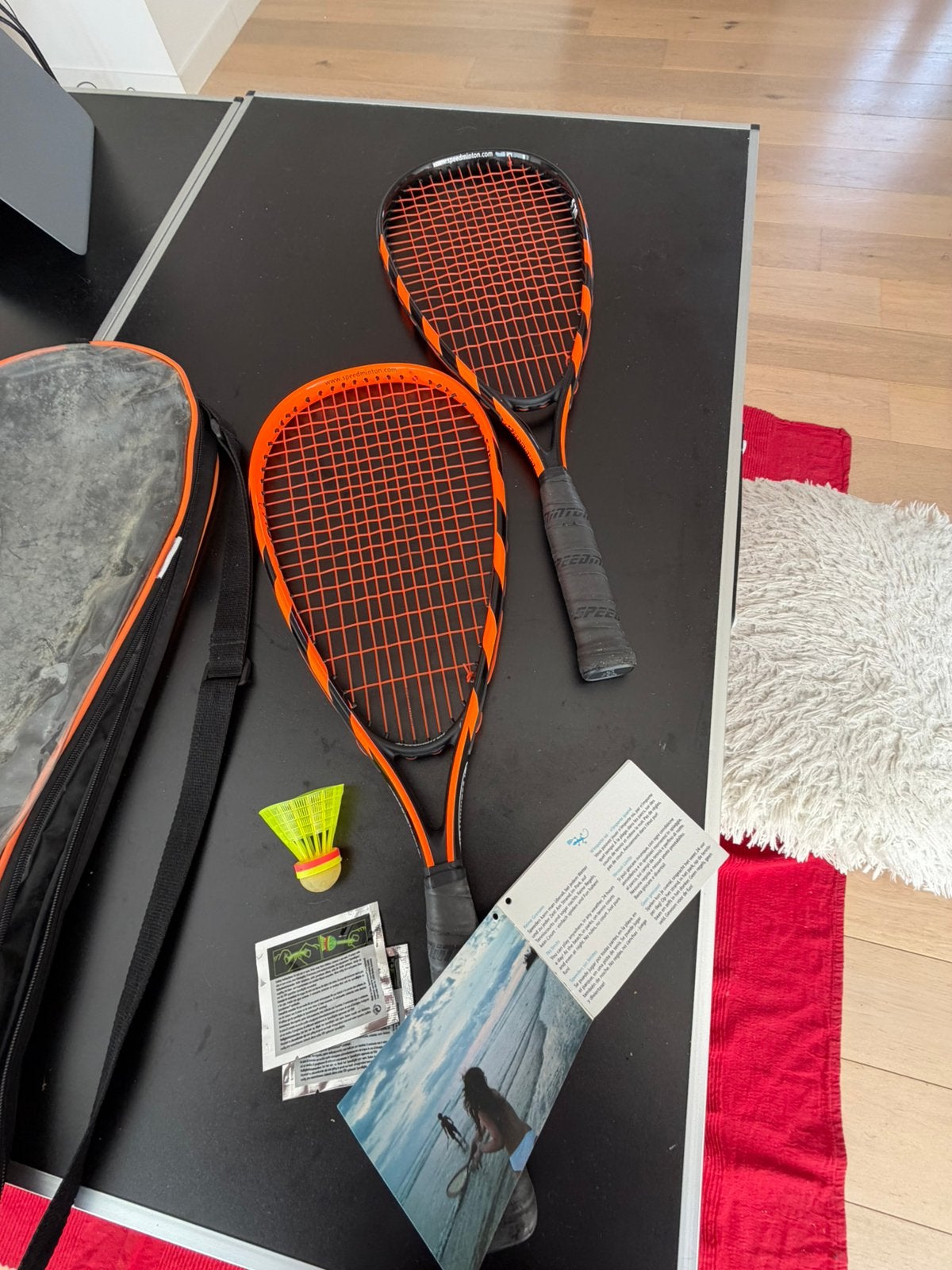 Speedminton set, Sports & Fitness, Tennis, Enlèvement, Comme neuf