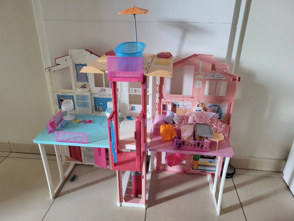 Grande maison de barbie 3 étages, Enlèvement, Comme neuf, Barbie
