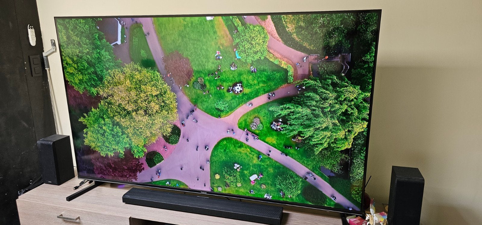 82" Inch 4k TV, TV, Hi-fi & Vidéo, Enlèvement