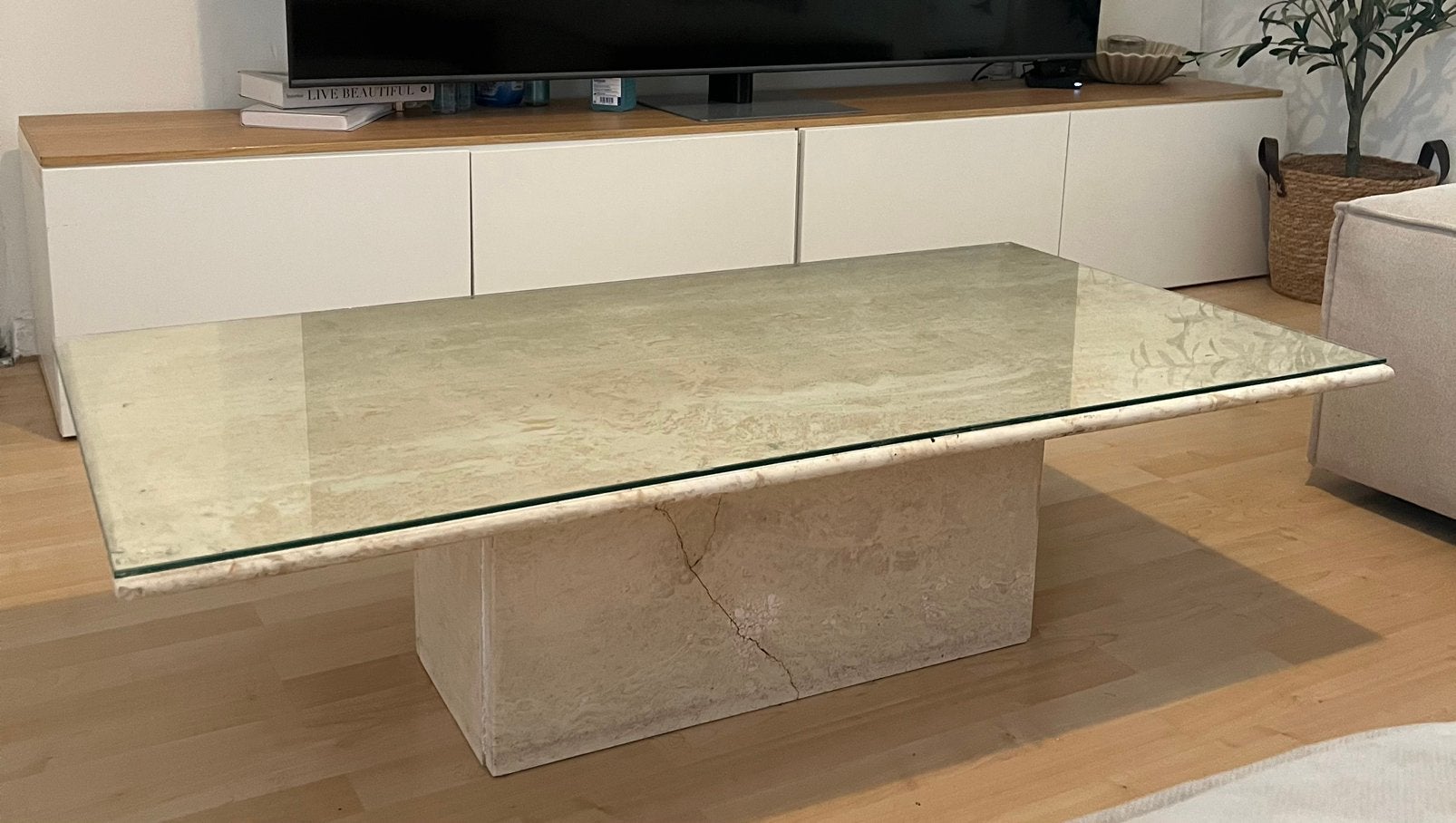 Grande Table basse en marbre travertin avec verre 60x120, Maison & Meubles, Enlèvement ou Envoi, Comme neuf