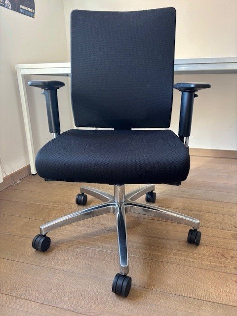 Ergonomische bureaustoel hoge kwaliteit, Huis en Inrichting, Ophalen, Zwart, Zo goed als nieuw, Bureaustoel