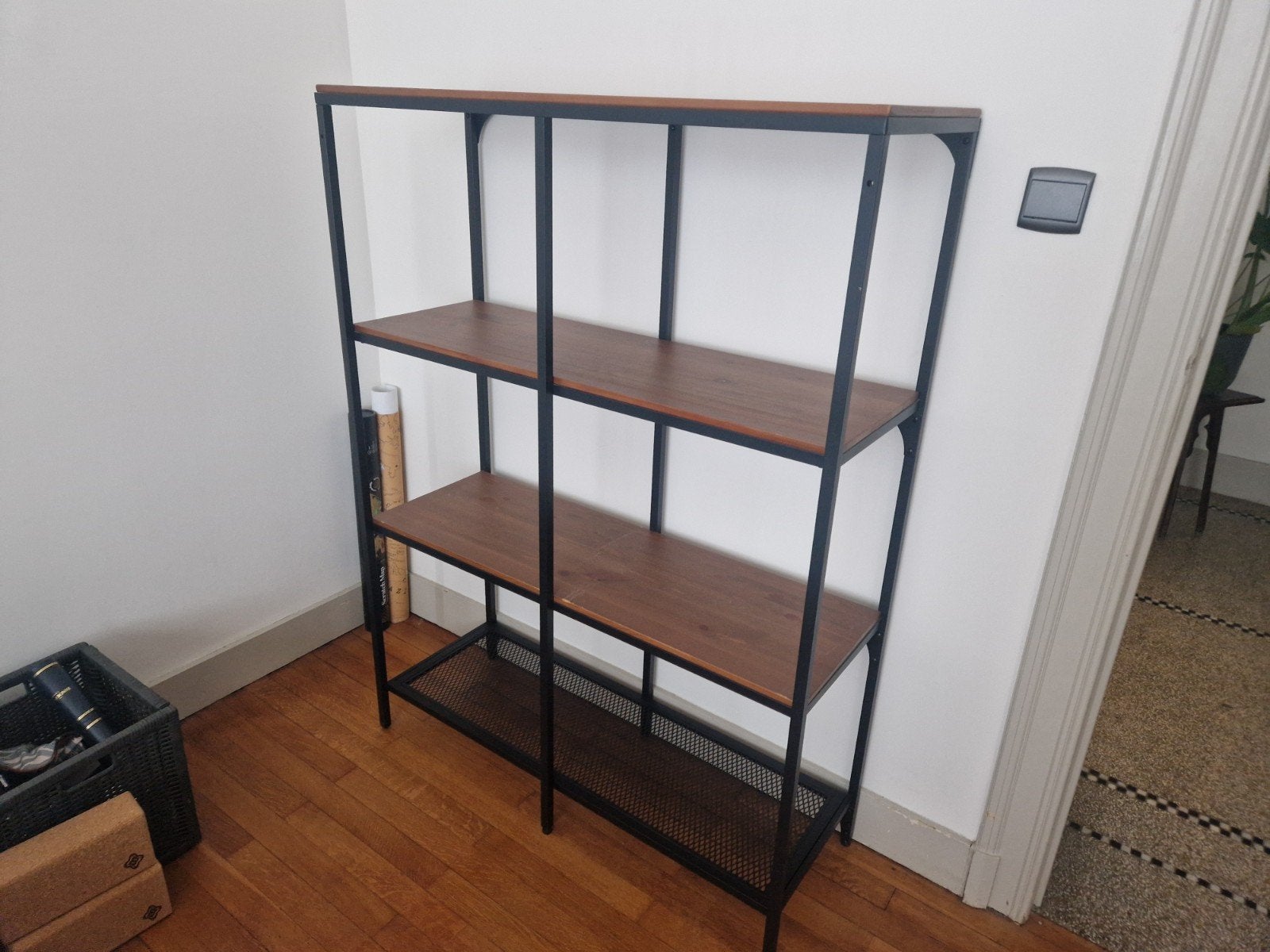 Étagère bois et métal, Maison & Meubles, Armoires | Étagères, Utilisé