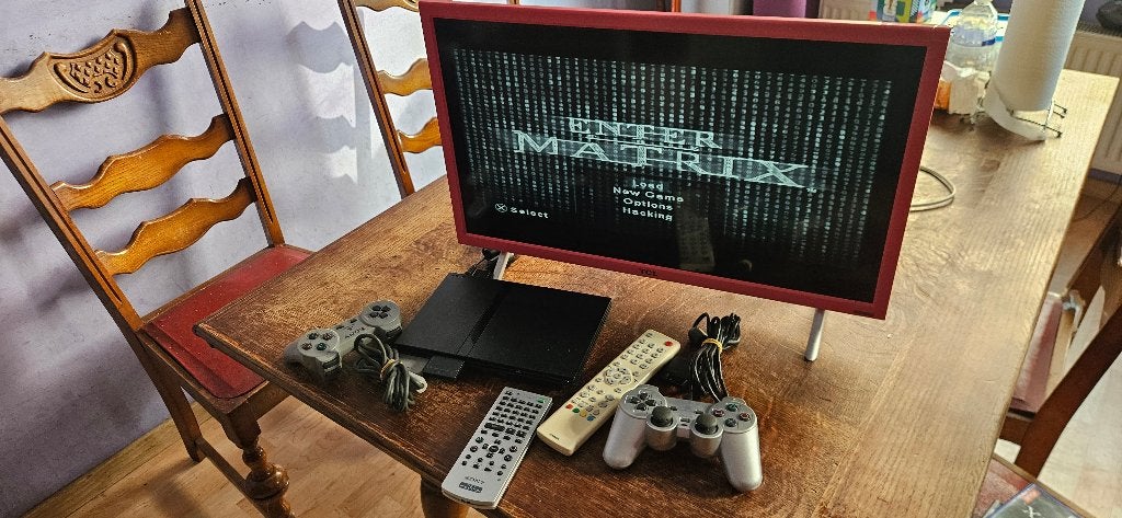 PlayStation 2 slim + petit tv, Consoles de jeu & Jeux vidéo, Enlèvement, Utilisé, Avec jeux, Noir