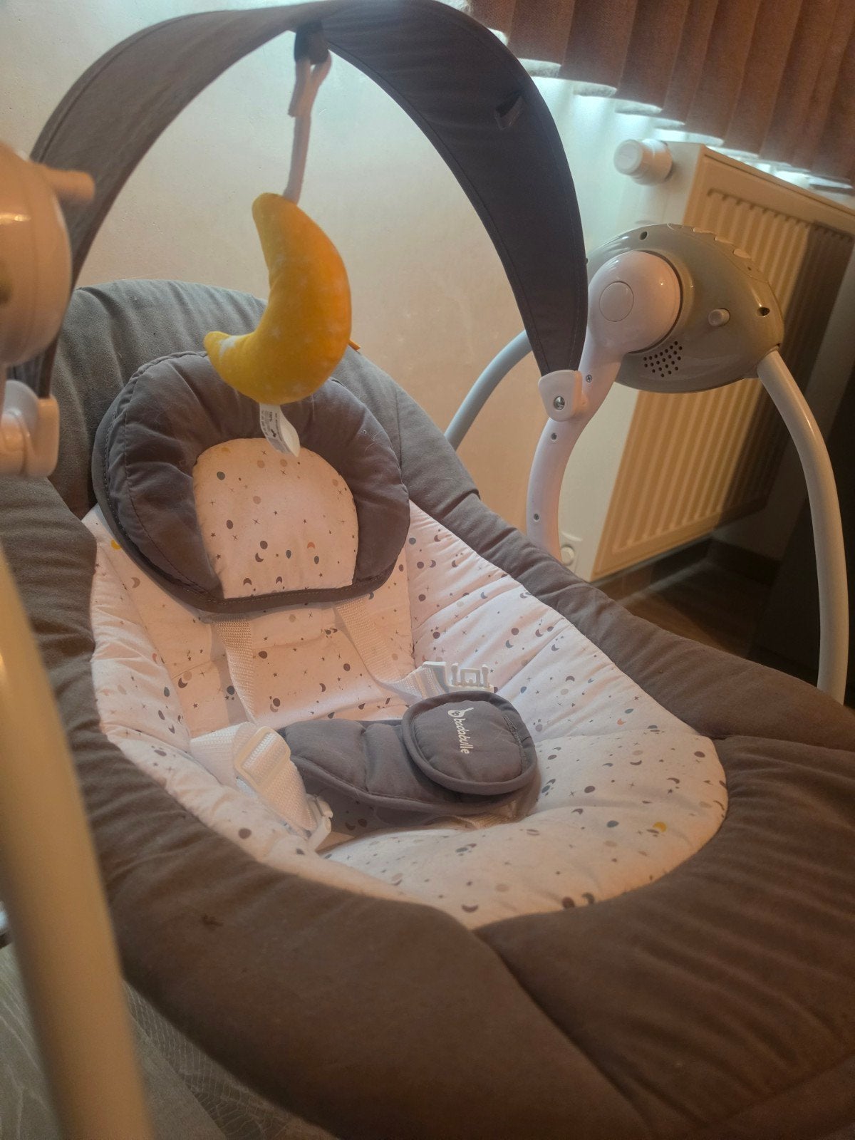Badabulle comfortschommel - 5 schommelsnelheden
 Programmeer, Kinderen en Baby's, Overige merken, Schommelstoel, Ophalen of Verzenden
