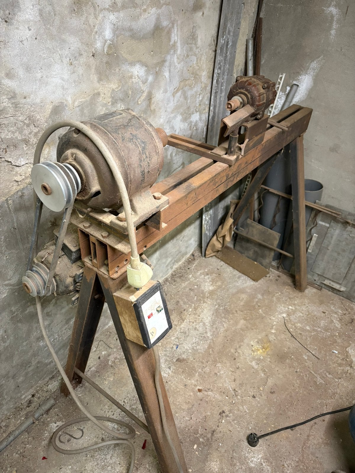 Draaibank houtbewerking, Doe-het-zelf en Bouw, Draaibanken, Ophalen, Gebruikt, Houtdraaibank, 500 tot 1000 mm