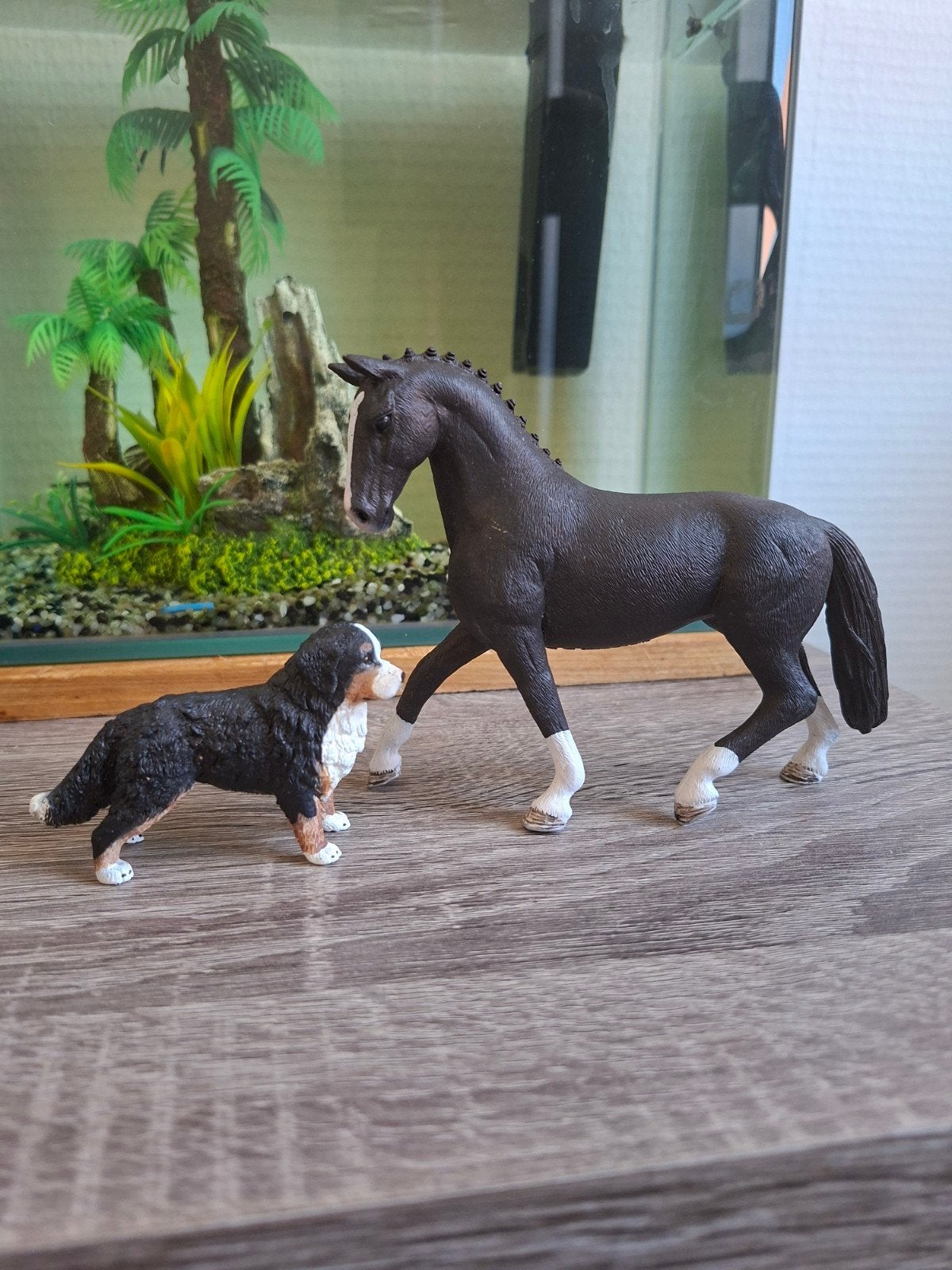 Schleich figurine jument+chien+accessoires, Enlèvement ou Envoi