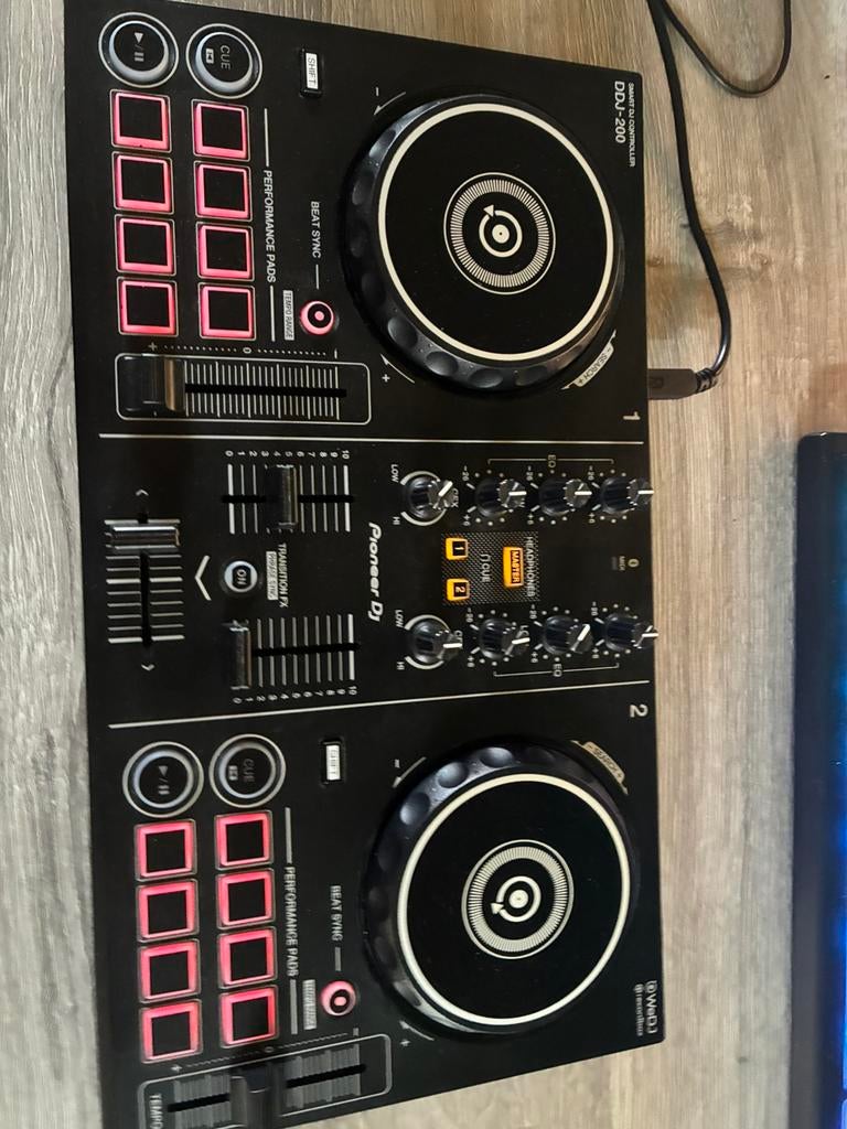 Pioneer DDJ-200, Musique & Instruments, DJ sets & Platines, Enlèvement ou Envoi, Comme neuf, Platine, Pioneer